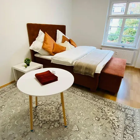 Quarto em Acomodações Particulares Schones Naher Bahnhof Neustadt Zentral Wlan Dresden