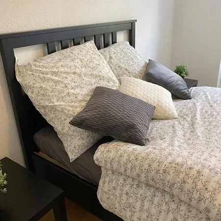 Habitación en casa particular Schones Naher Bahnhof Neustadt Zentral Wlan